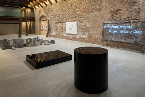 La mostra Prima materia in Punta della dogana